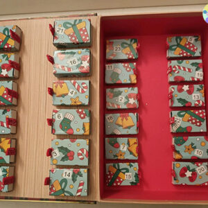 santa-advent-calendar-1
